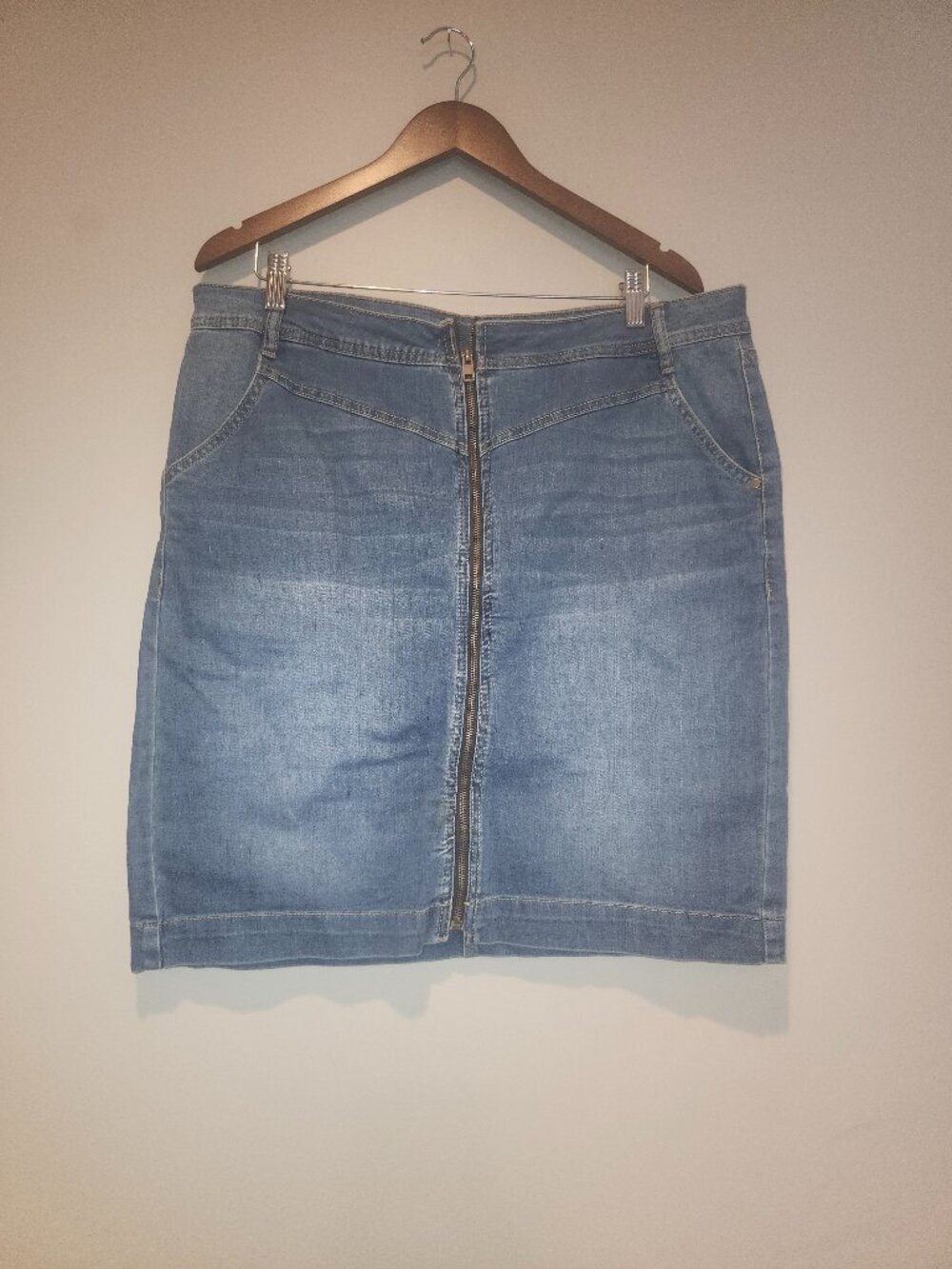 Full front zip Jean skirt